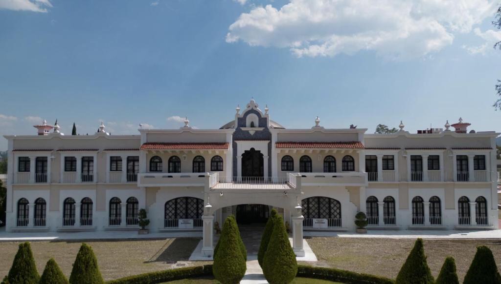 Historic facade of Hotel Royal Spa in Venustiano Carranza
