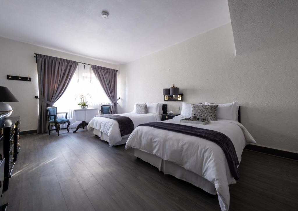 Hotel Royal Spa guest room